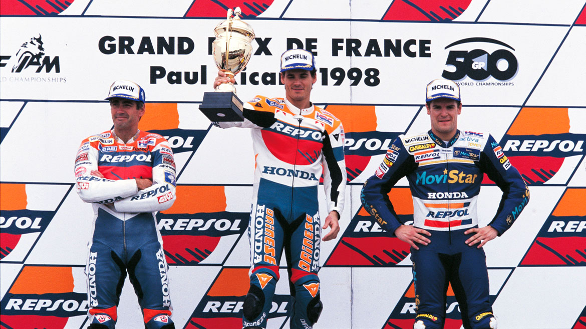 Entrevista a Carlos Checa: Veo a Marc como ganador del título de MotoGP este año