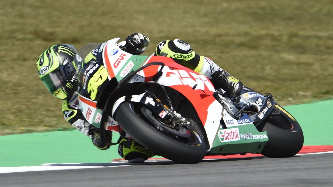 Marc Márquez se queda una pole muy loca en Assen con Valentino Rossi tercero