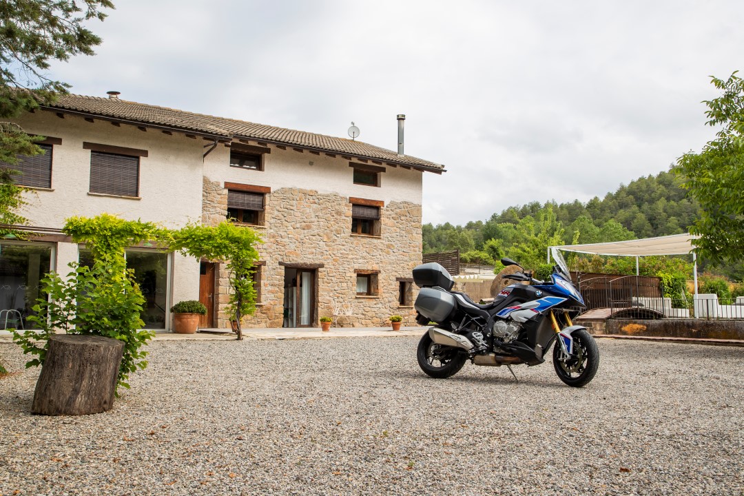 Ruta en moto por el norte de Lleida con Ruralka