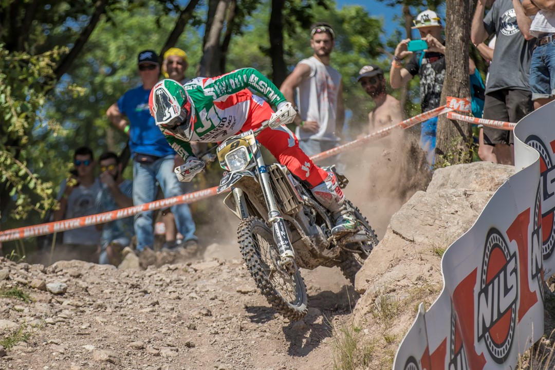 EnduroGP: Alex Salvini impone su ley en Trentino y ya es líder del Mundial