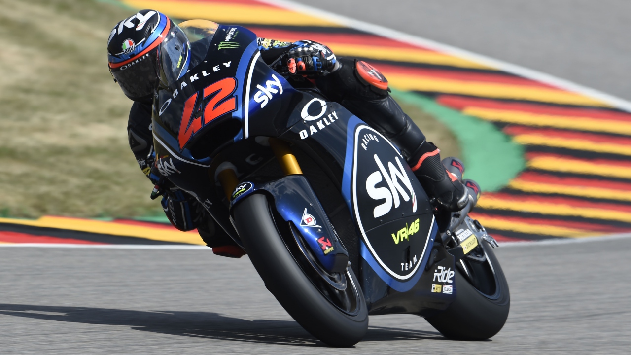 Pole de Mattia Pasini en Sachsenring y primera fila italiana de la historia de Moto2