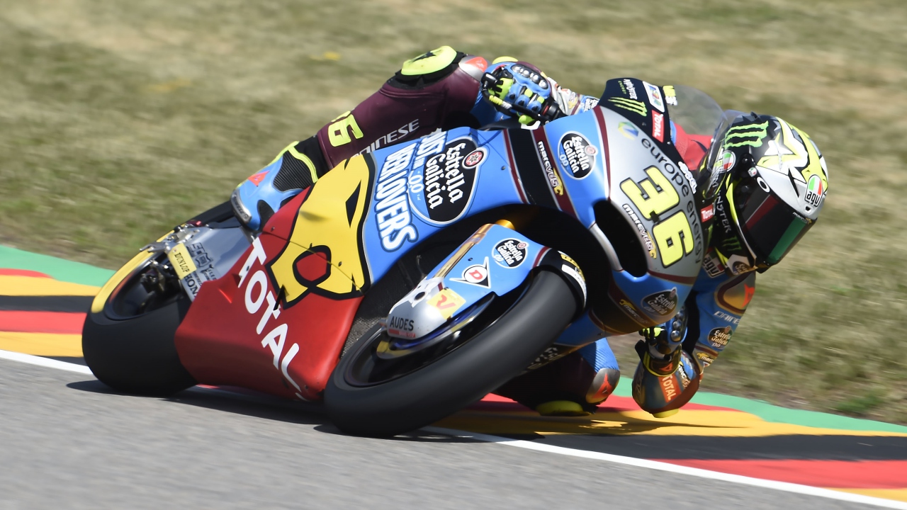 Brad Binder se estrena en Moto2 tras imponerse a Joan Mir en Sachsenring