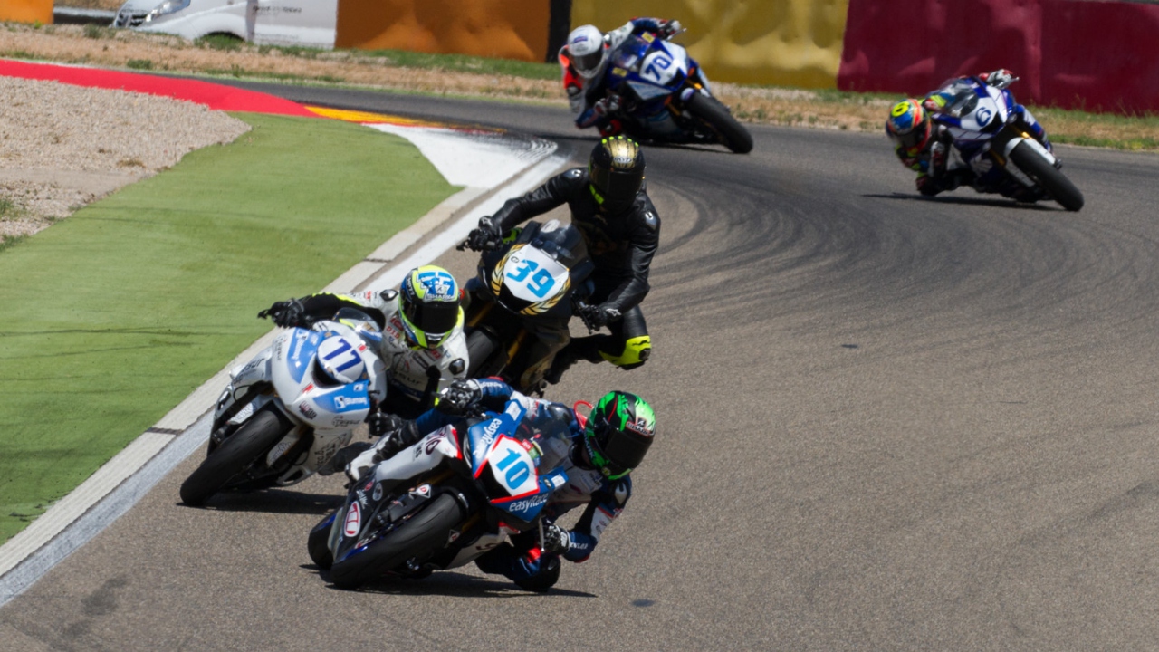 RFME CEV: Carmelo Morales y Álex Medina se reparten las victorias en Motorland