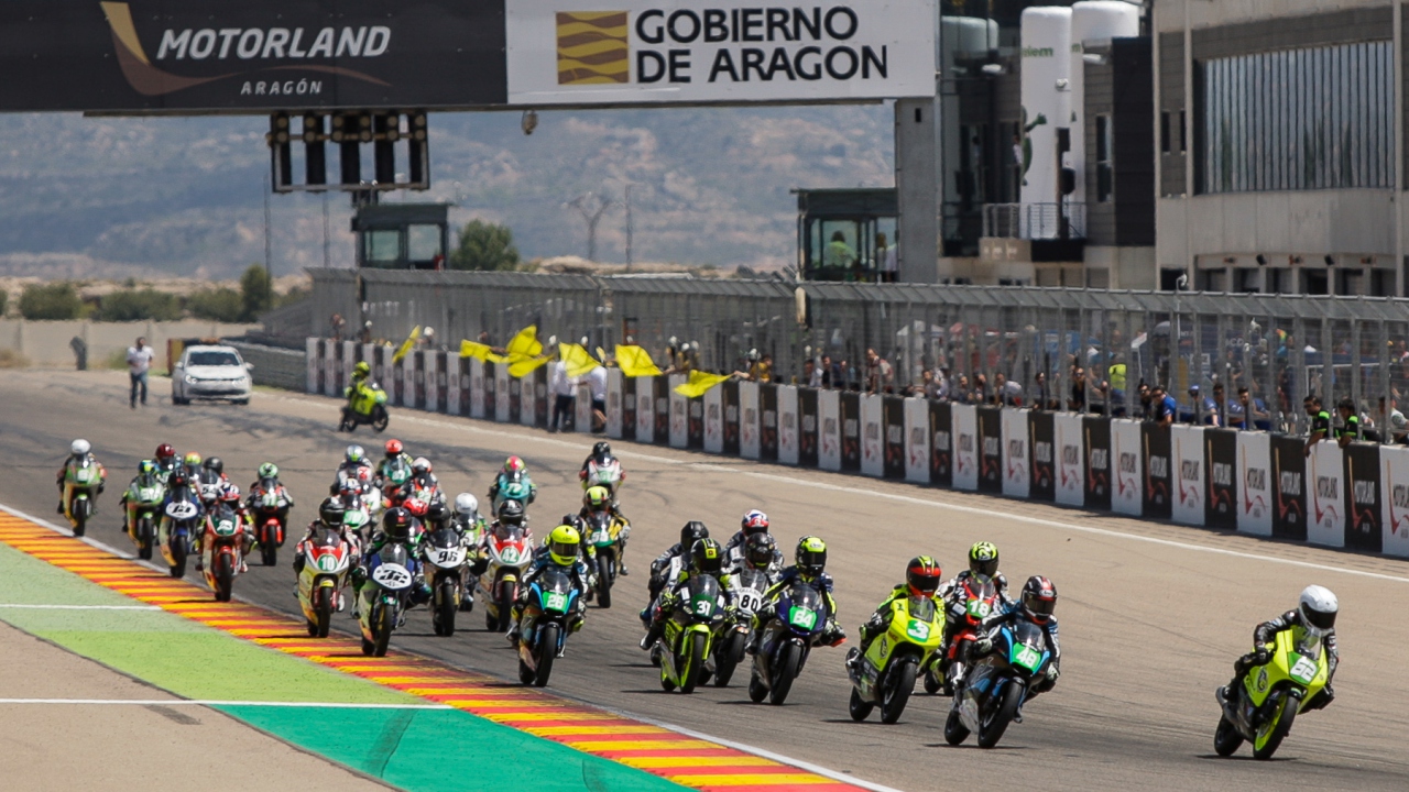 RFME CEV: Carmelo Morales y Álex Medina se reparten las victorias en Motorland