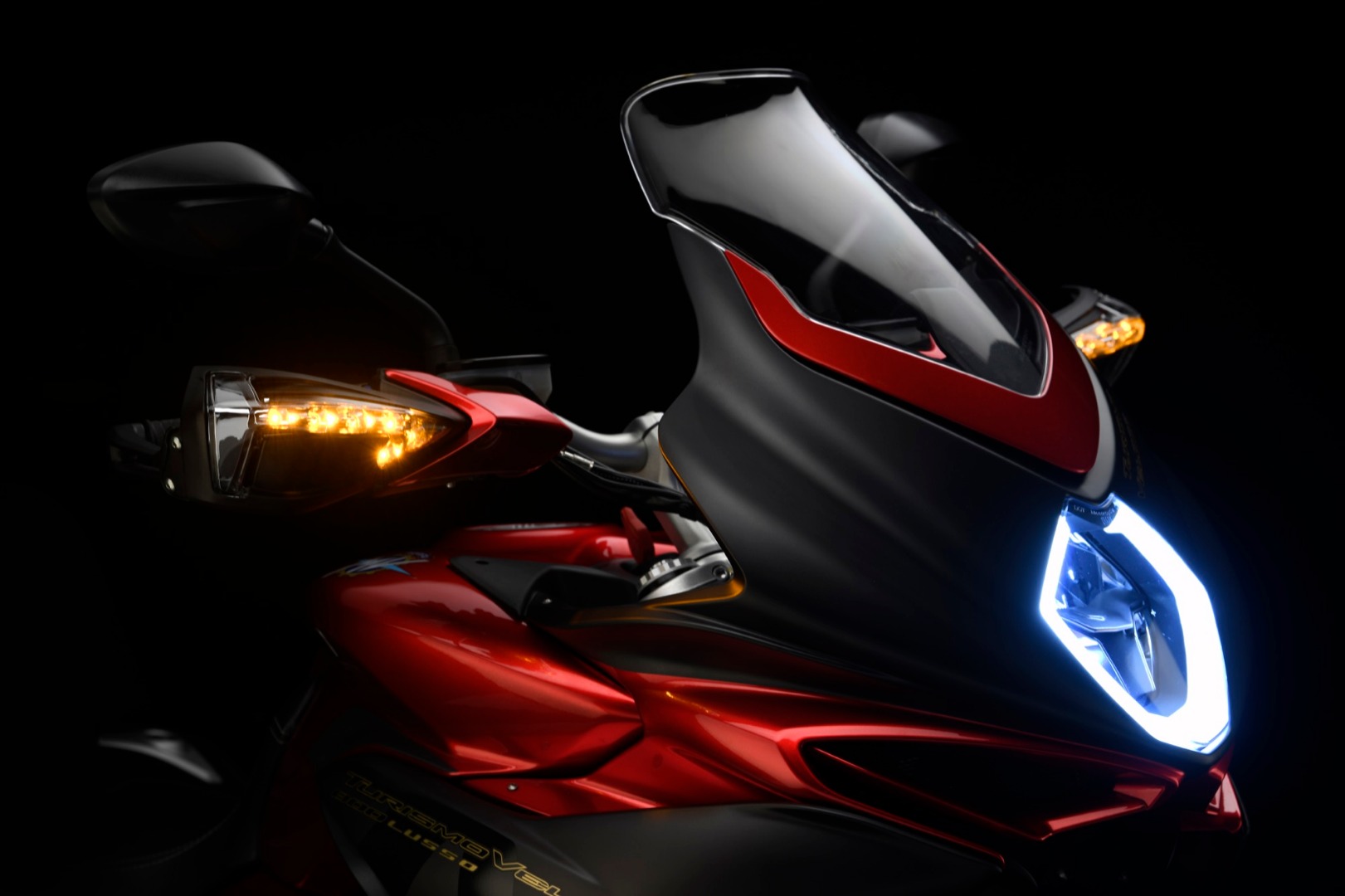 MV Agusta Turismo Veloce Lusso SCS, prueba, ficha técnica y primeras impresiones