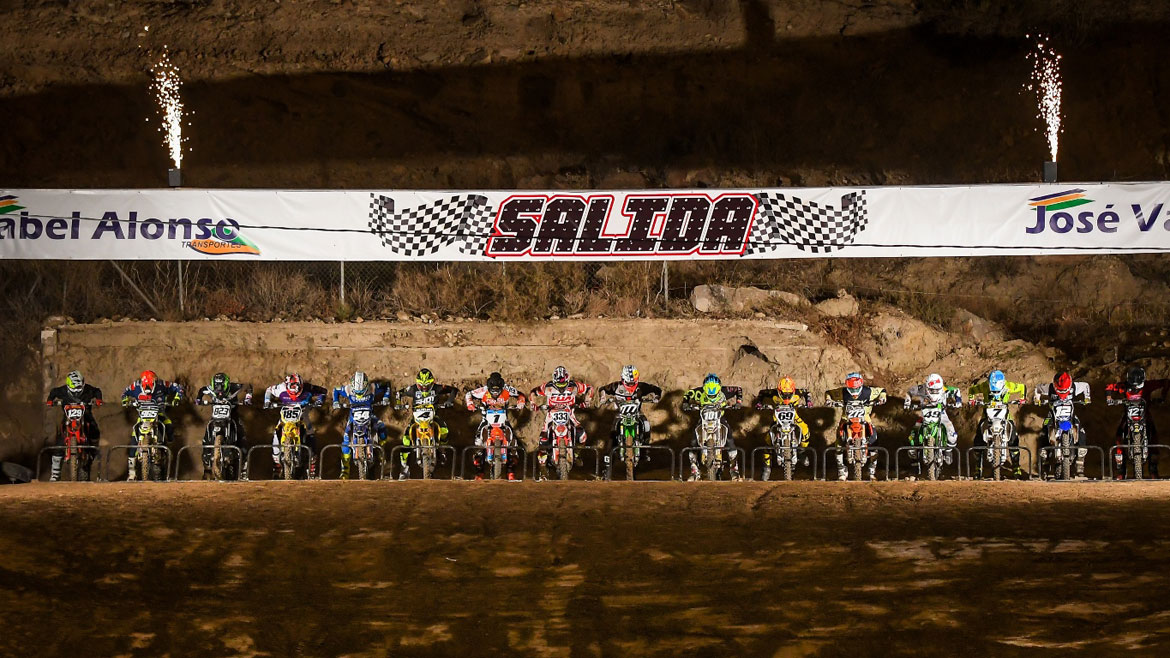 Macanás abre la primera prueba de Supercross en Almería 