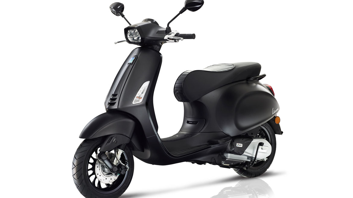 Piaggio se atreve con dos ediciones especiales de la Vespa Primavera Yacht Club y Vespa GTS Yacht Club