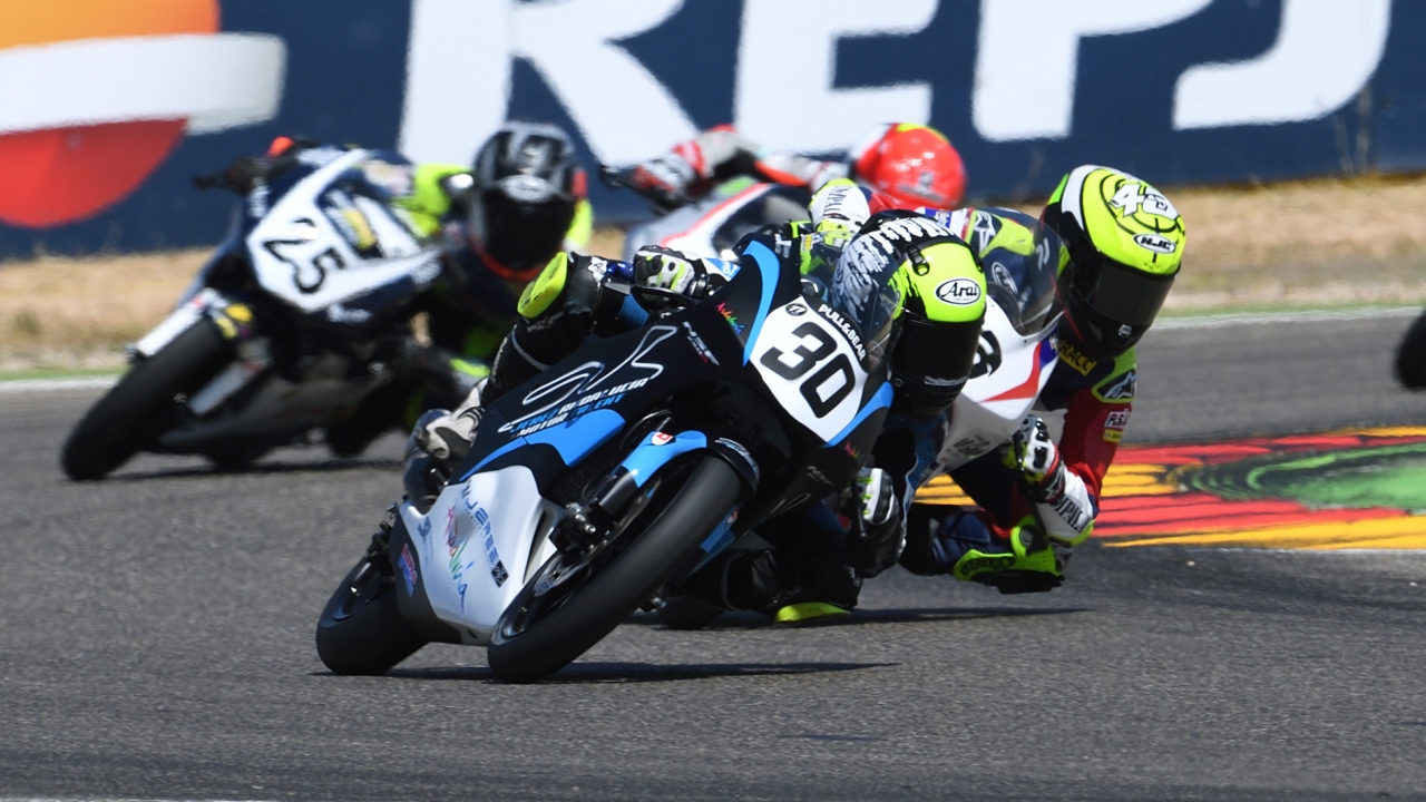 José Antonio Rueda y David Muñoz vencen en la European Talent Cup en Aragón