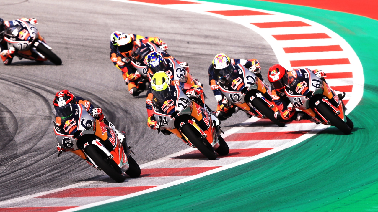 NoTodoMotoGP: Dos podios amargos para Toni Elías y primera victoria de Xavi Artigas