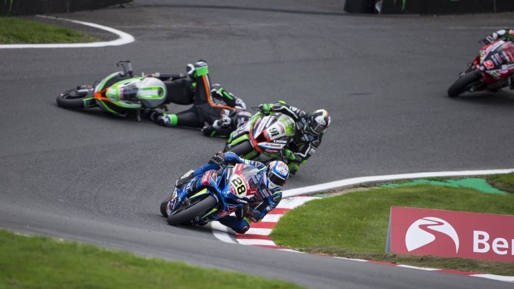 NoTodoMotoGP: Leon Haslam, Katsuyuki Nakasuga y Troy Bayliss se burlan del tiempo