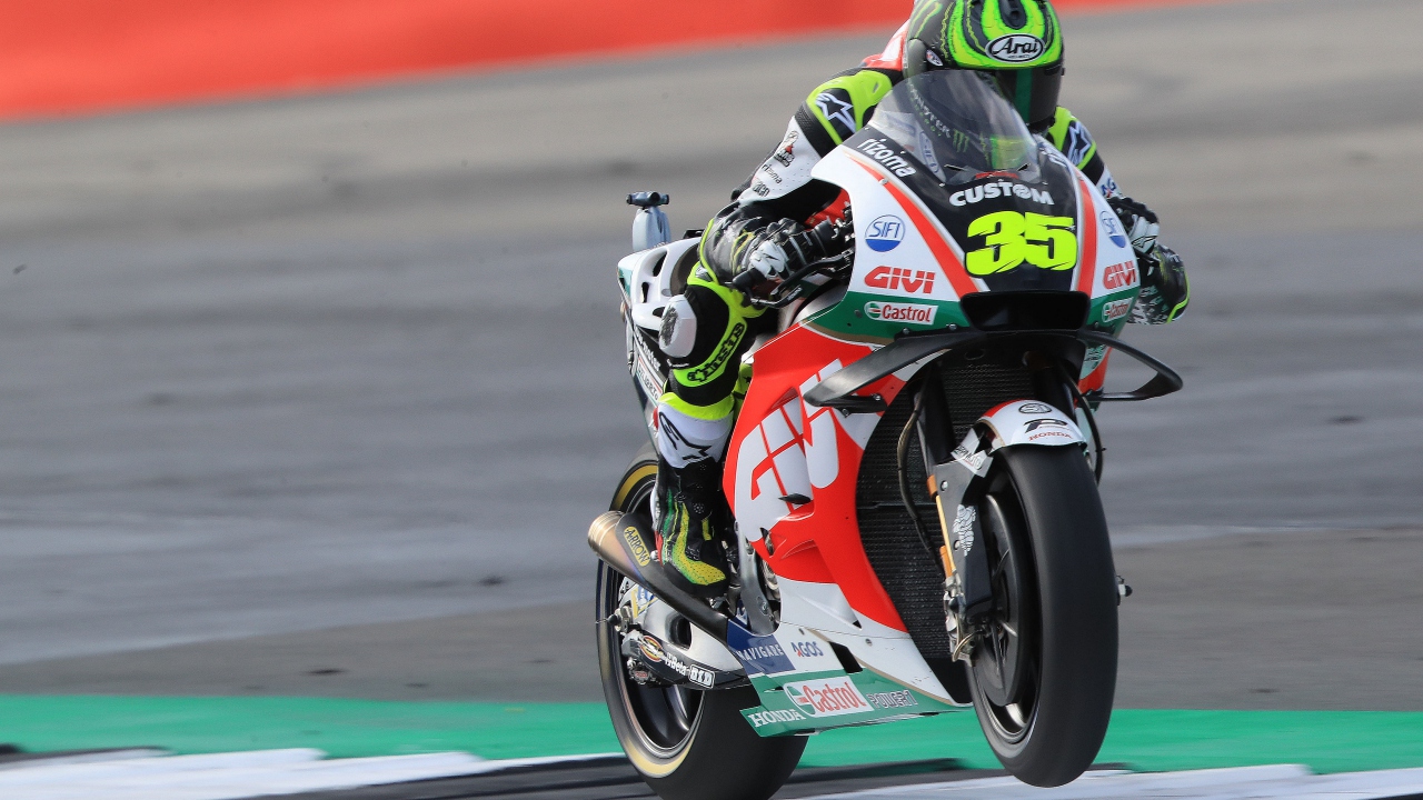 Andrea Dovizioso comanda y Yamaha respira en los libres de MotoGP en Silverstone