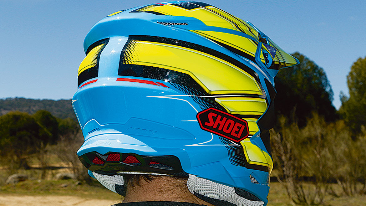 Long test: casco Shoei VFX-WR