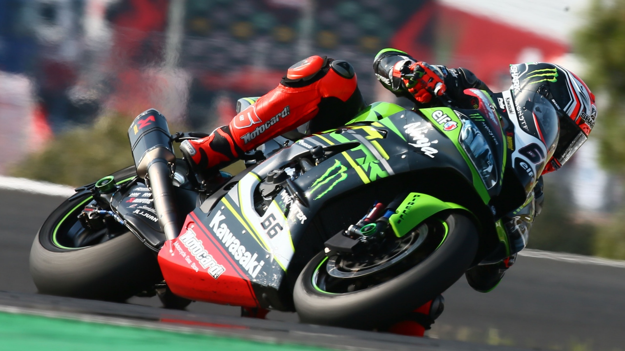 Jonathan Rea se pasea en Portimao para lograr un doble repóquer