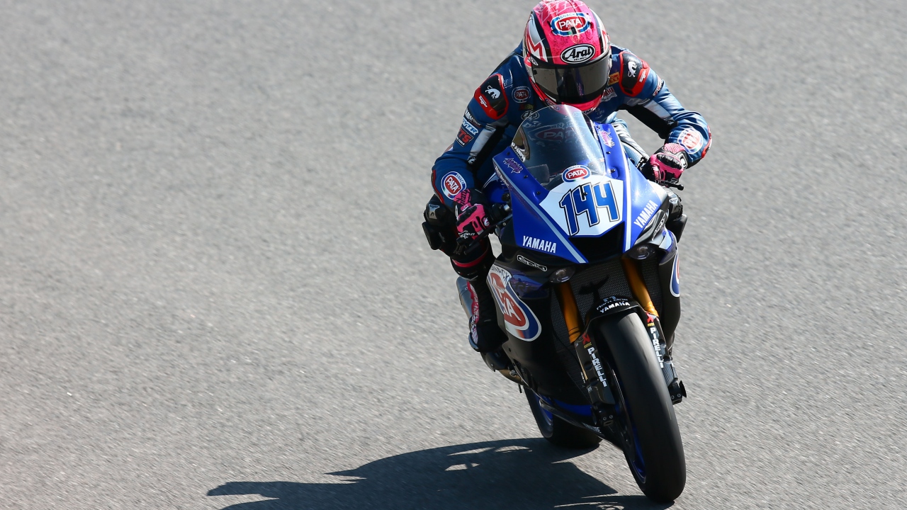 Federico Caricasulo gana la dramática carrera de Supersport en Portimao