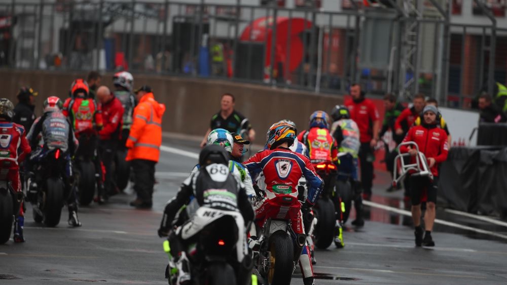 NoTodoMotoGP: Jake Dixon y la mecánica resucitan los fantasmas de Leon Haslam