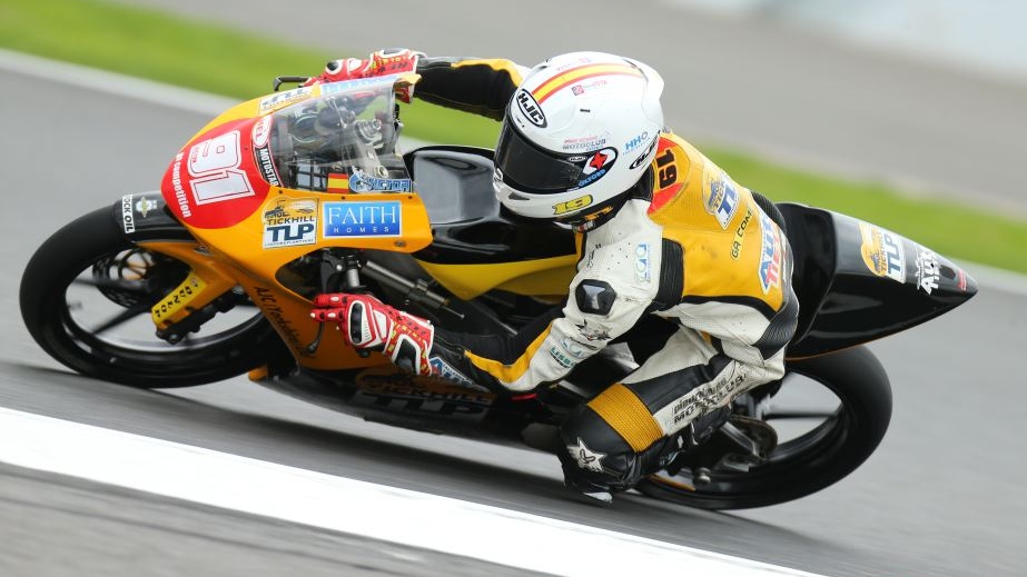 NoTodoMotoGP: Jake Dixon y la mecánica resucitan los fantasmas de Leon Haslam