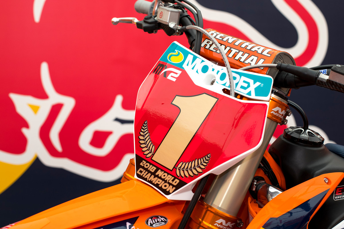 Jorge Prado y Herlings reafirman su condición de campeones ganando en Ímola