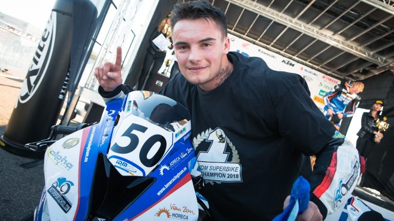 NoTodoMotoGP: Leon Haslam acaricia el título del BSB e Ilya Mykhalchyk conquista el IDM
