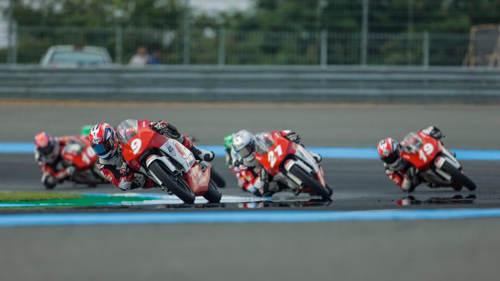 NoTodoMotoGP: Michele Pirro conquista el CIV 2018 con un poco de suerte
