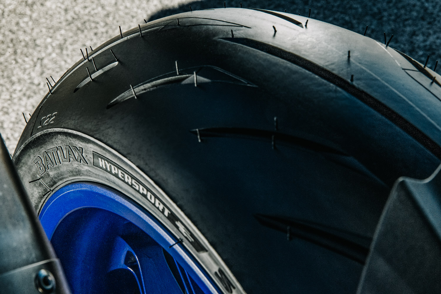 Bridgestone Battlax Hypersport S22