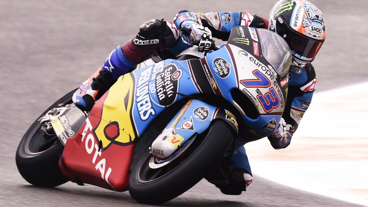 Miguel Oliveira vence en Moto2 en Valencia con Iker Lecuona y Álex Márquez en podio