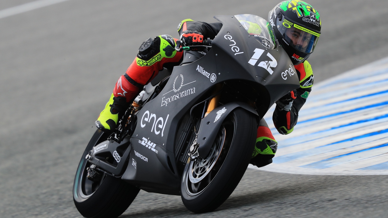 Mike Di Meglio lidera el día en MotoE pero Bradley Smith sale de Jerez como el más rápido