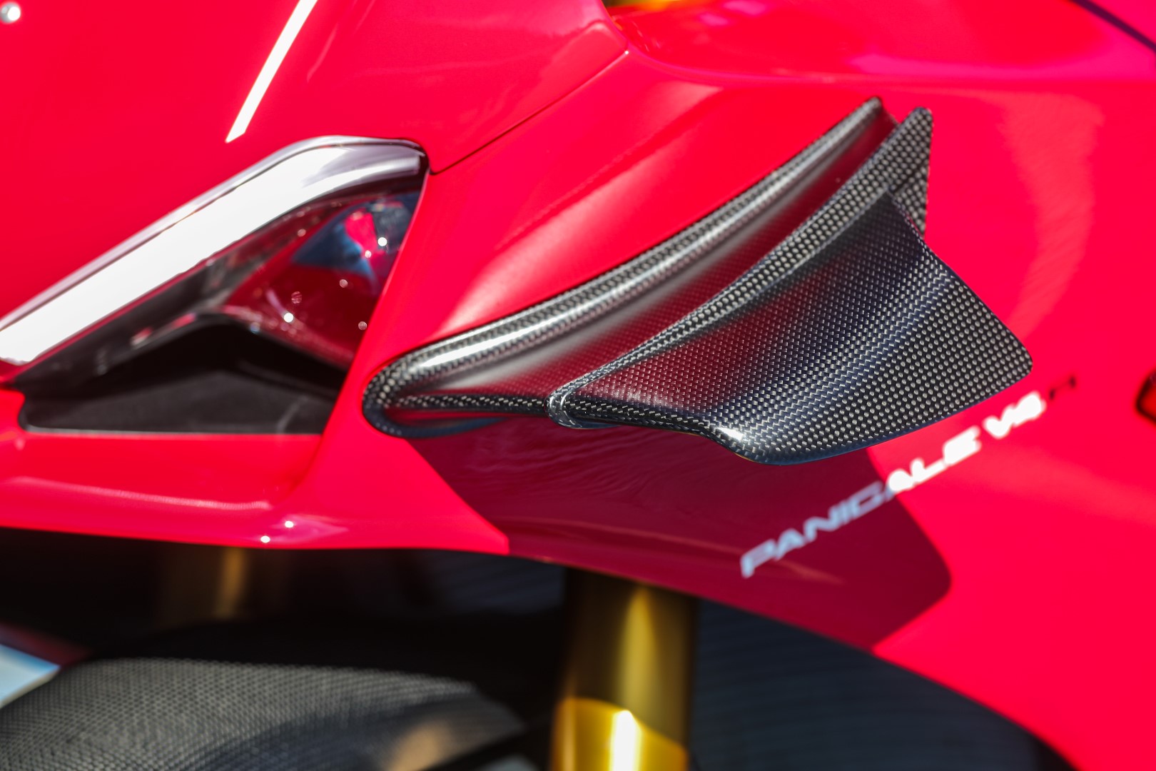 Ducati Panigale V4 R, primeras impresiones, precio y ficha técnica