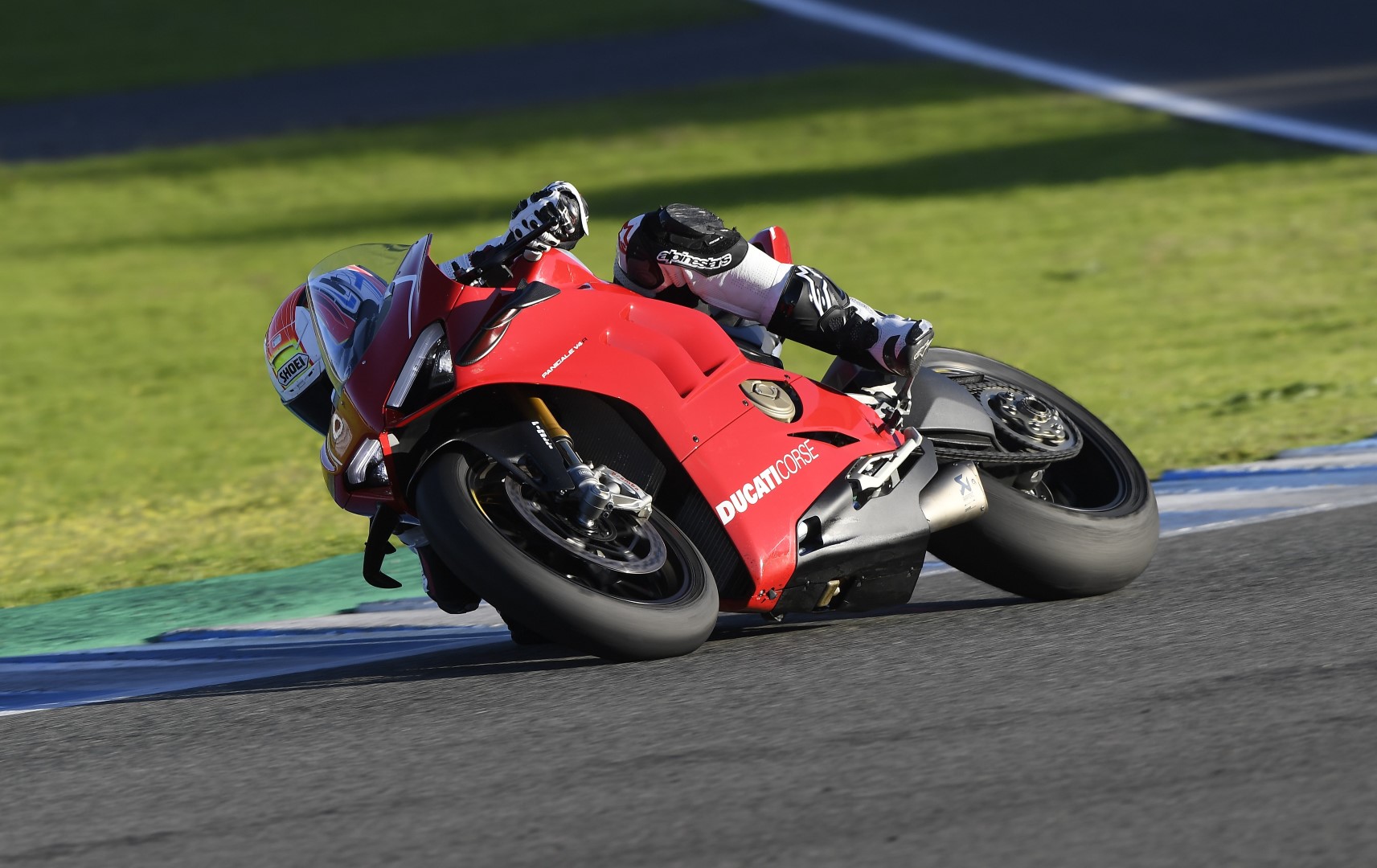 Ducati Panigale V4 R, primeras impresiones, precio y ficha técnica