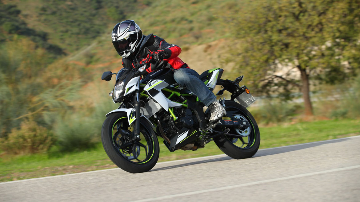 Presentación de Kawasaki Ninja y Z125