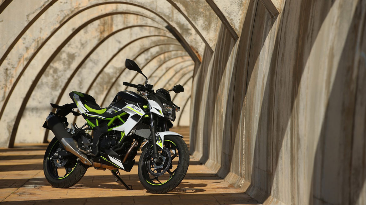 Presentación de Kawasaki Ninja y Z125