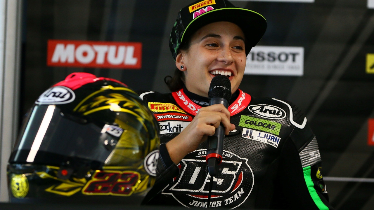 Ana Carrasco ficha por Provec Kawasaki y llevará el número 1 en Supersport 300 2019