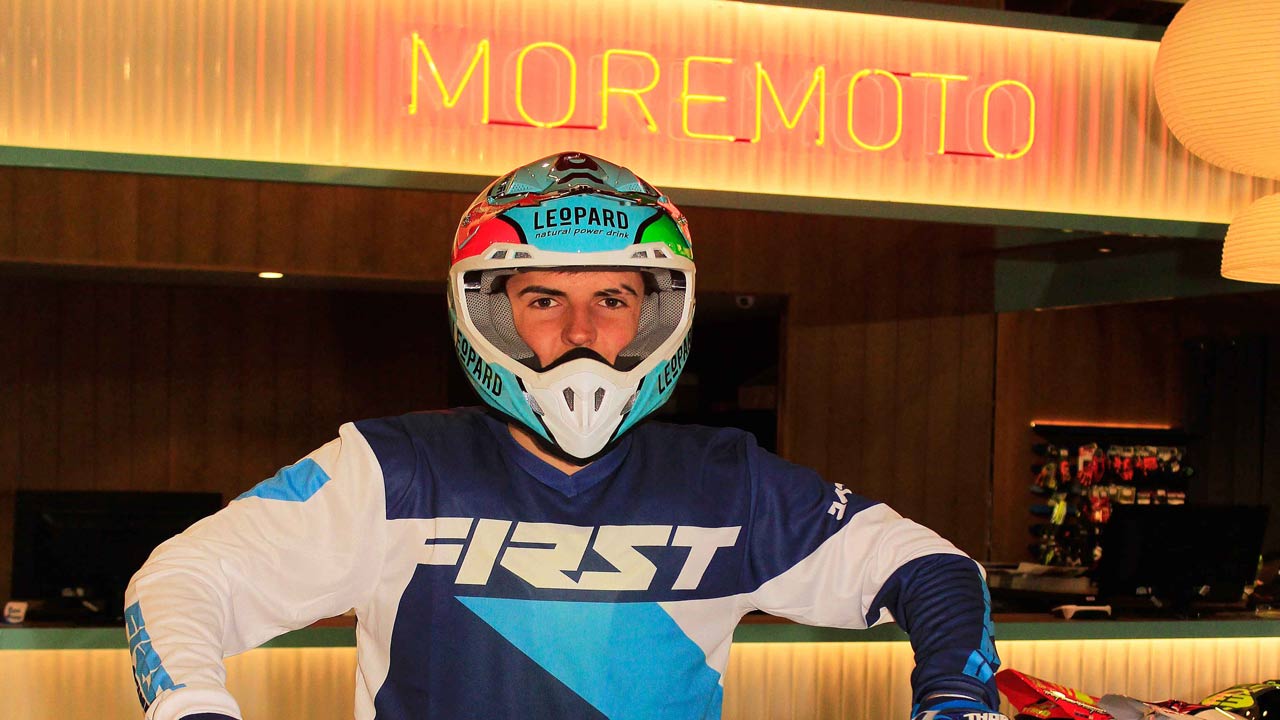 Iker Larrañaga, con el apoyo de Moremoto Racing