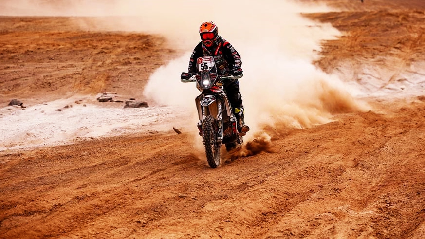 Dakar 2019: Novena inmaculada de Laia Sanz e hito histórico de Anastasiya Nifontova
