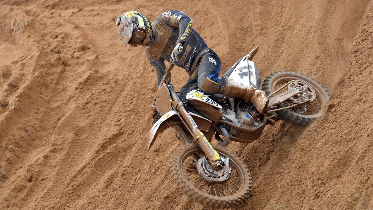 Cairoli y Prado abren con victoria la pretemporada
