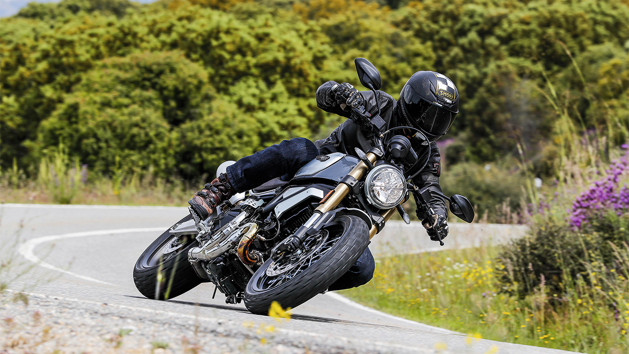 Comparativa Scrambler: BMW R nineT Scrambler y Ducati Scrambler 1100 Special