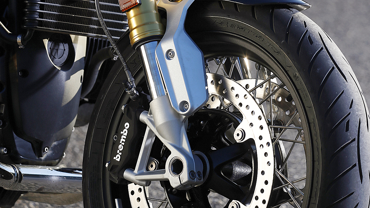 Comparativa Vintage: BMW R nineT, Kawasaki Z900RS