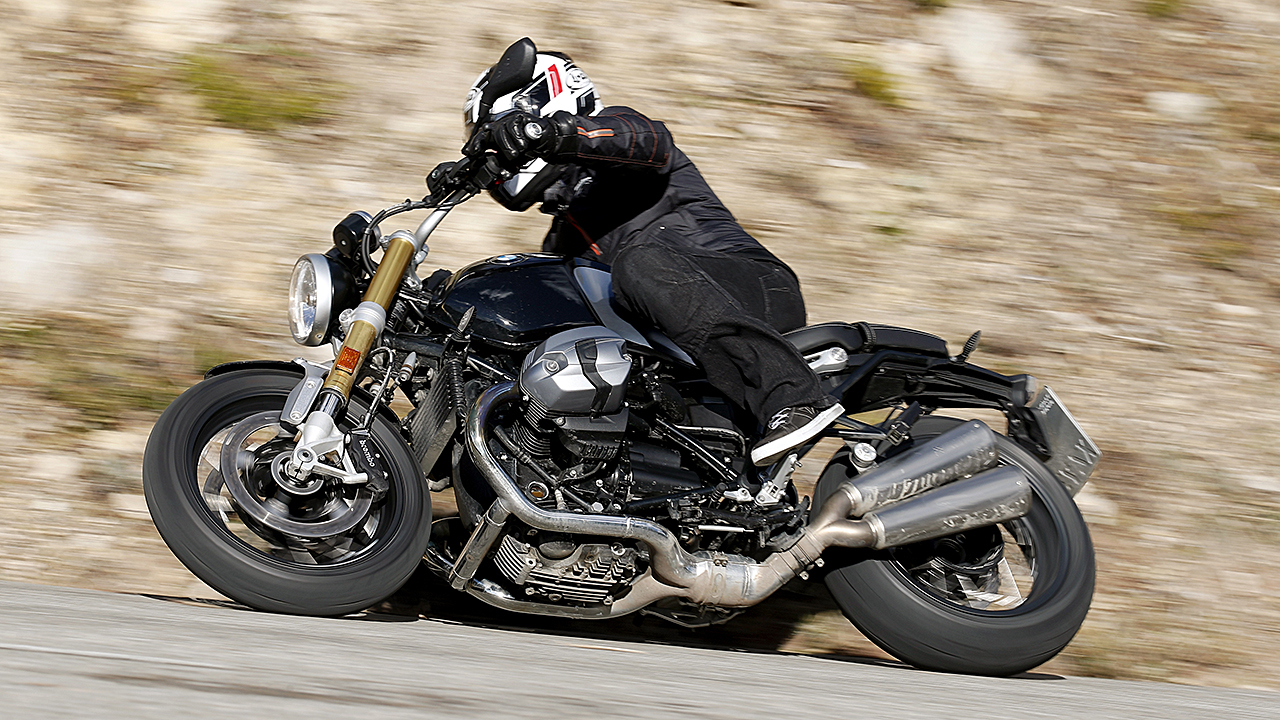 Comparativa Vintage: BMW R nineT, Kawasaki Z900RS