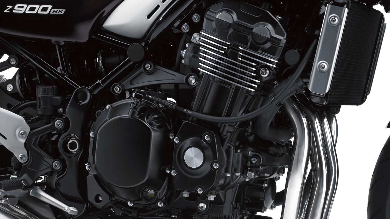 Comparativa Vintage: BMW R nineT, Kawasaki Z900RS