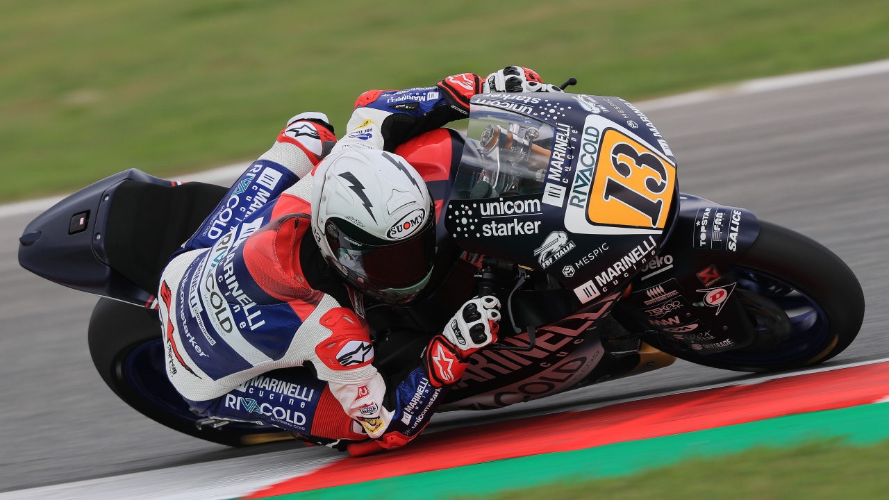 Romano Fenati vuelve del ostracismo para hacerse con casi todos los récords de Moto3