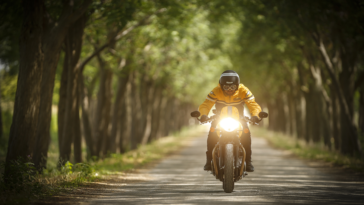 Comparativa Cafe Racer, Ducati Scrambler Café Racer vs Moto Guzzi V7 III Racer vs Triumph Street Cup