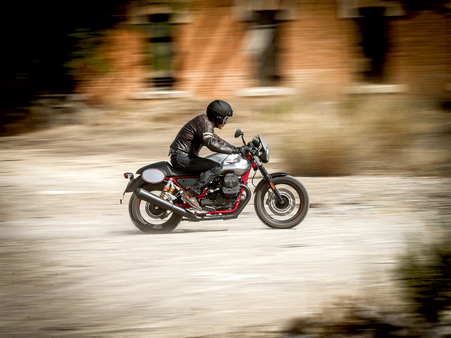Comparativa Cafe Racer, Ducati Scrambler Café Racer vs Moto Guzzi V7 III Racer vs Triumph Street Cup