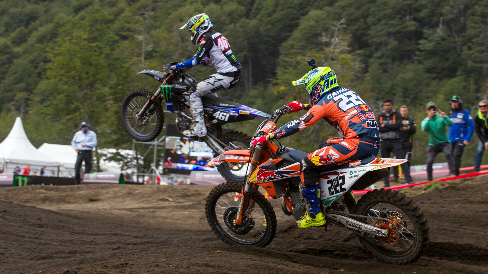 Tony Cairoli logra el doblete en MXGP en Argentina con una maniobra para el recuerdo