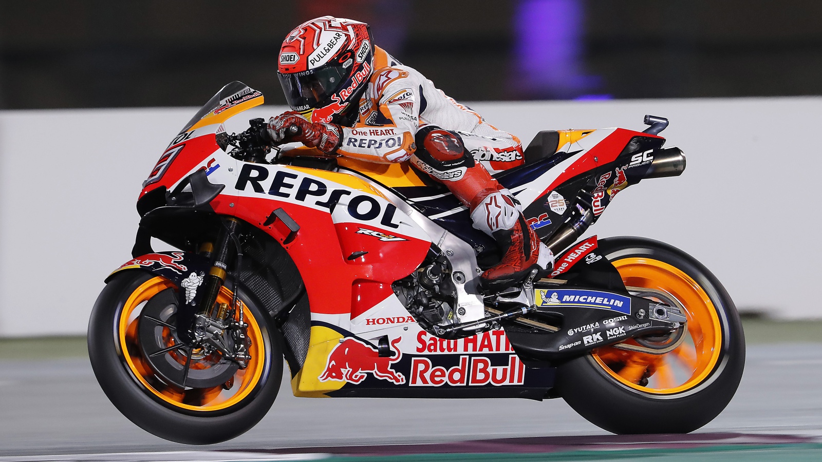 Andrea Dovizioso se impone a Marc Márquez en Qatar con un espectacular déjà vu