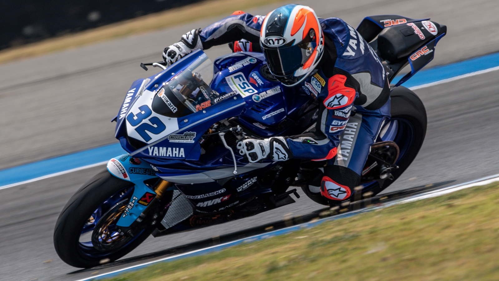 Jules Cluzel gana en Tailandia, Isaac Viñales roza el podio y María Herrera puntúa