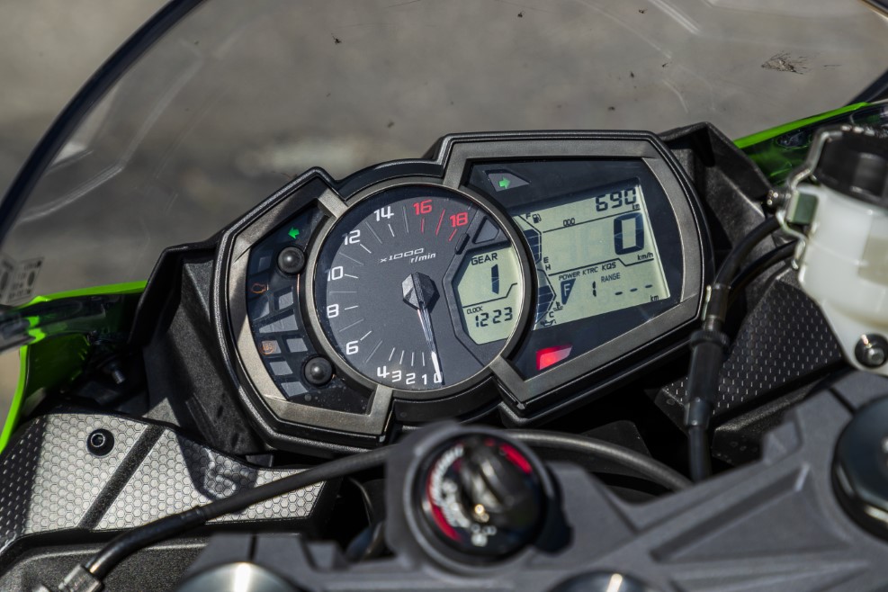 Kawasaki Ninja ZX-6R 2019, prueba, ficha técnica y primeras impresiones 