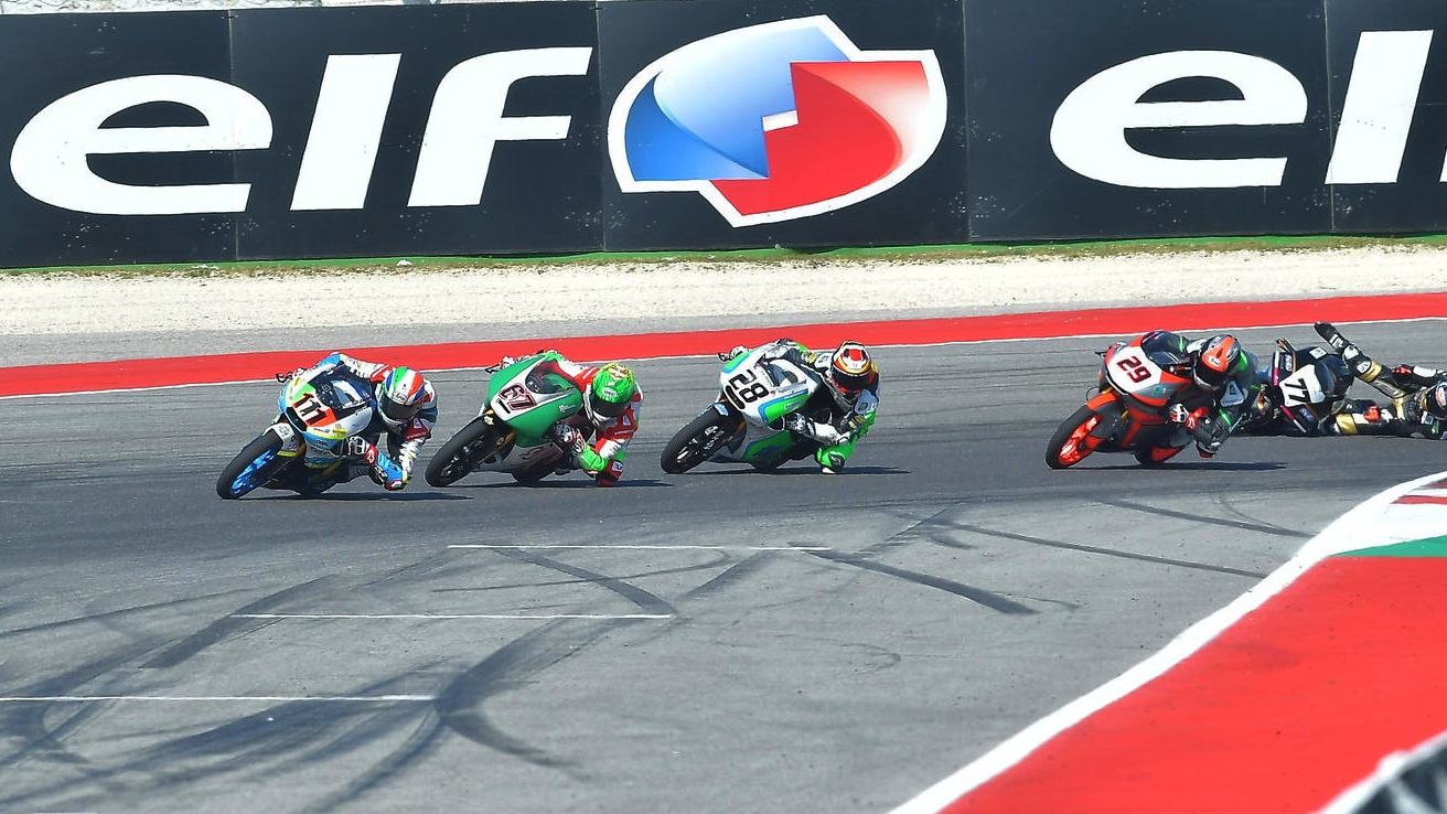 NoTodoMotoGP: Michele Pirro arrasa con Adrián Carrasco y Marc Luna en el podio