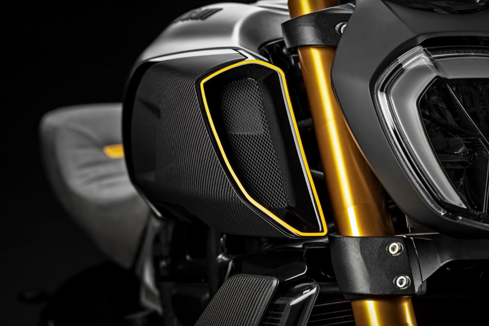 Ducati Diavel 1260 ‘Materico’, el regalo de Borgo Panigale a la Semana del Diseño de Milán