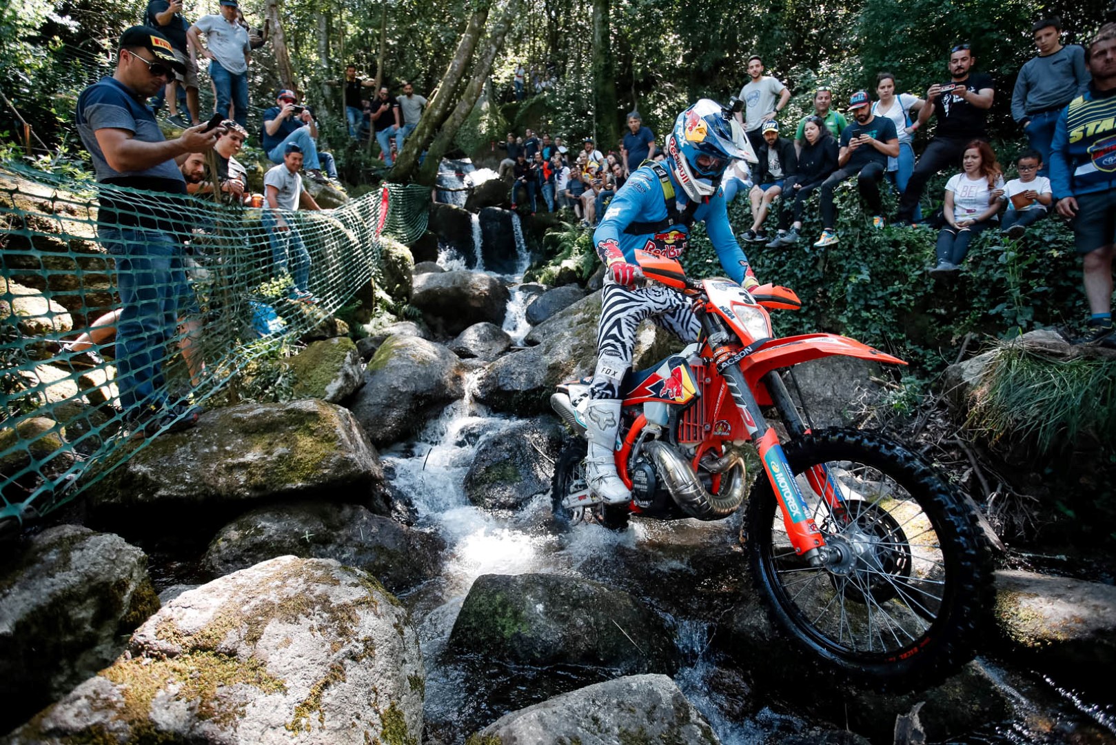 Mario Román consigue la victoria en la primera cita del WESS en Portugal