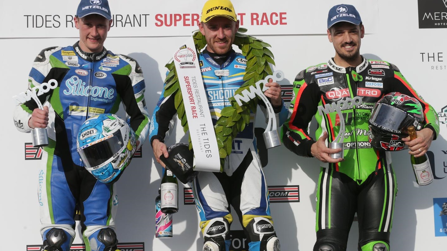 NW200: Lee Johnston sorprende, Peter Hickman machaca y Stefano Bonetti hace historia