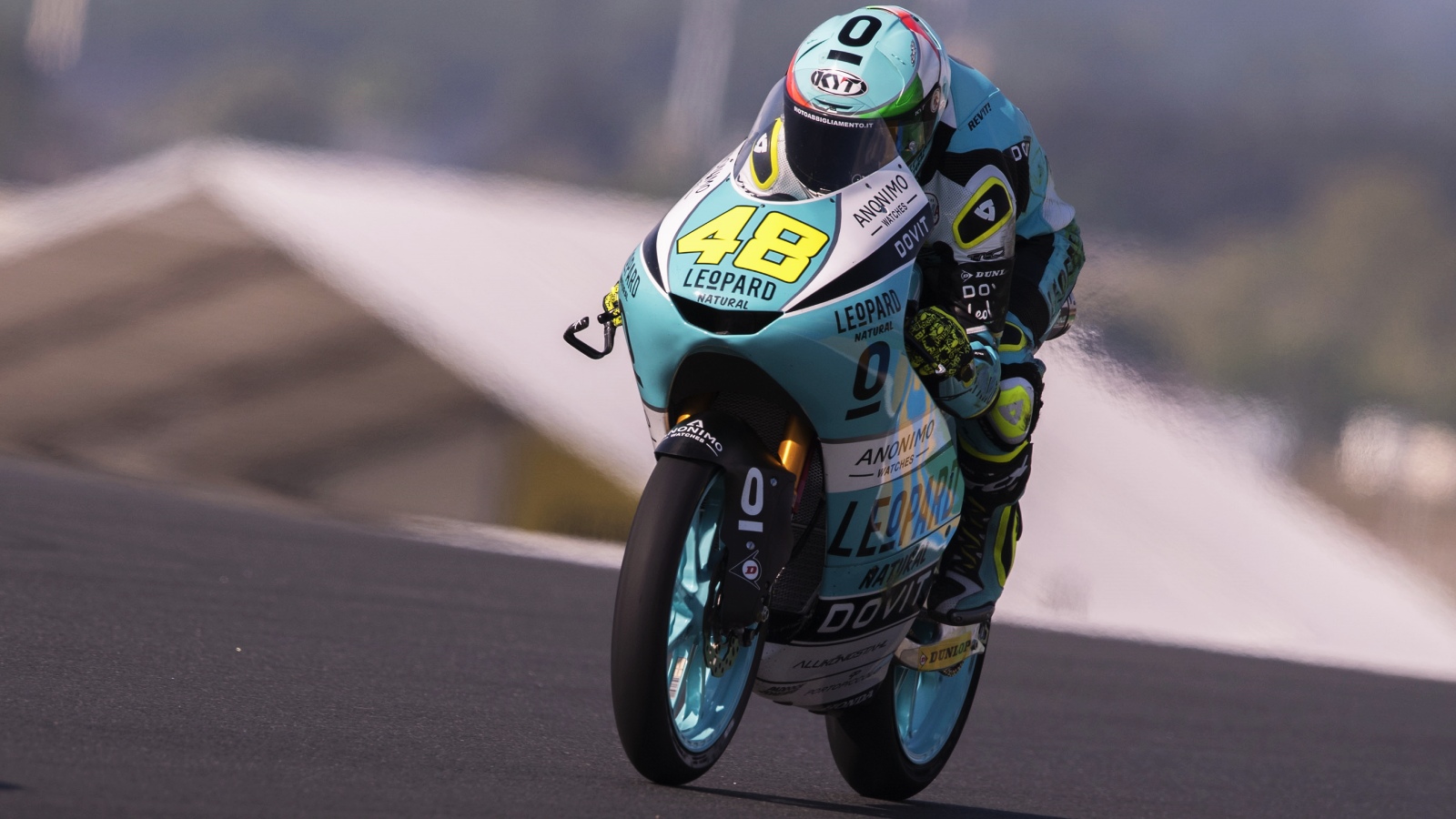 John McPhee bate a Lorenzo Dalla Porta en Le Mans y Arón Canet es más líder de Moto3
